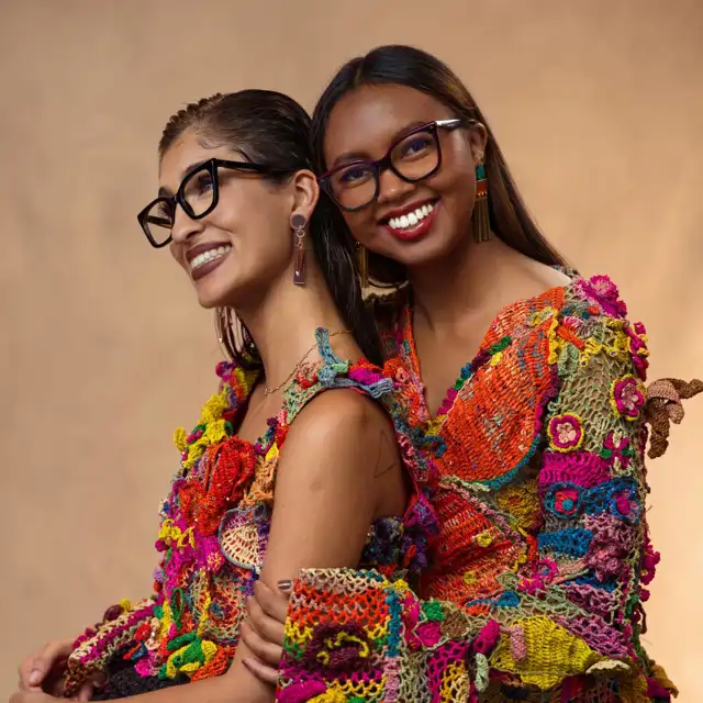 La firma de gafas para las mujeres que creen en la belleza diversa y la sororidad lanza la campaña más bonita de la temporada