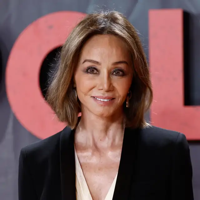 Isabel Preysler (74 años): "Si aplicas la crema hidratante con la piel un poco húmeda, el efecto hidratante se mantendrá durante más tiempo"
